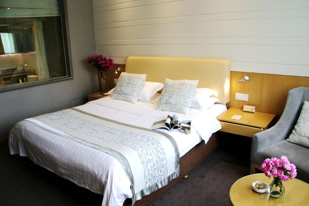 International Conference Hotel Of Nanjing Нанкін Номер фото