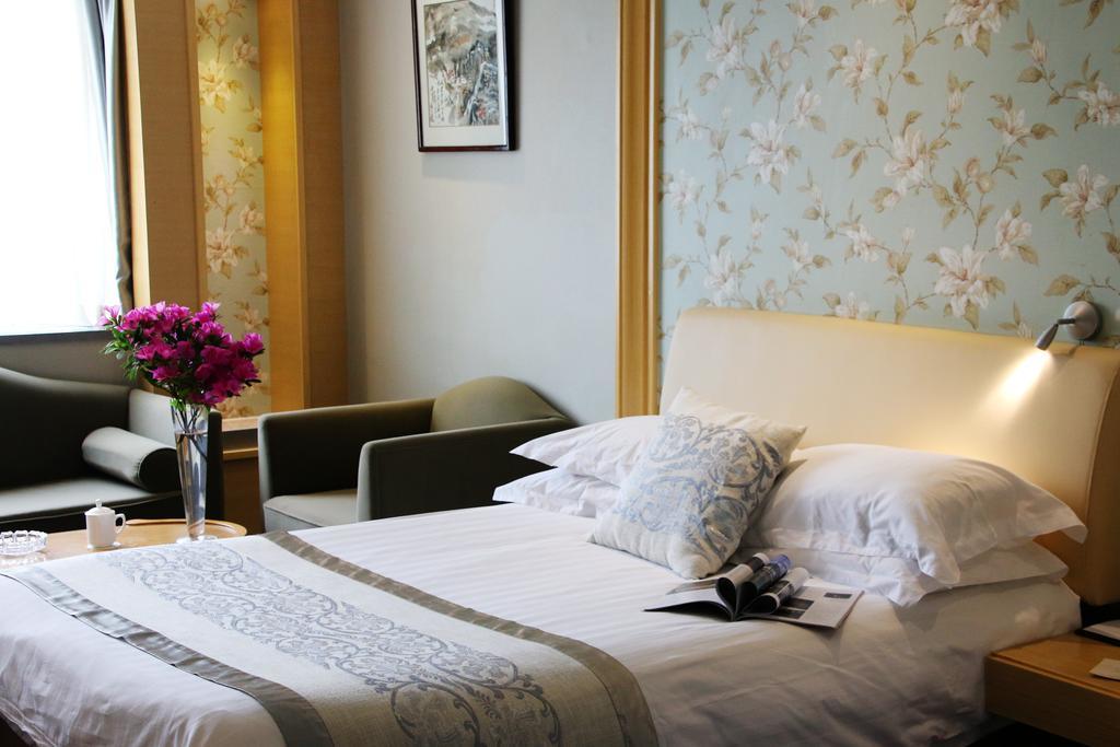 International Conference Hotel Of Nanjing Нанкін Номер фото