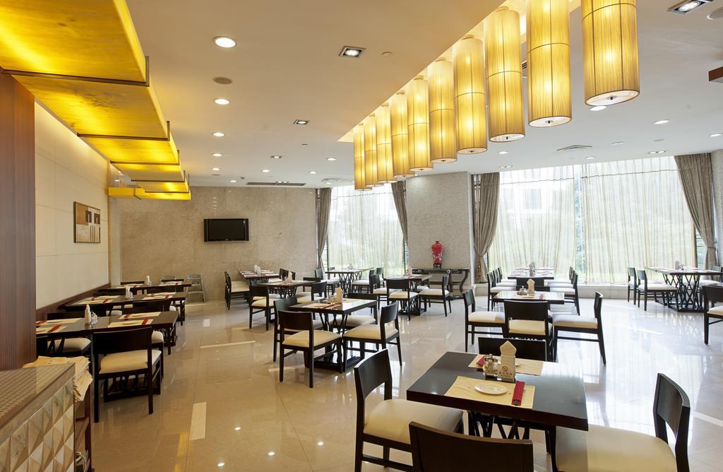 International Conference Hotel Of Nanjing Нанкін Екстер'єр фото